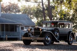 开云体育入口-镌刻之夜，铁幕之下，爱德华兹的欧冠决赛表演开启新传奇