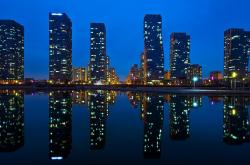 开云体育在线-篮球世界杯的奇妙夜，当三球在表演赛编织防守蛛网