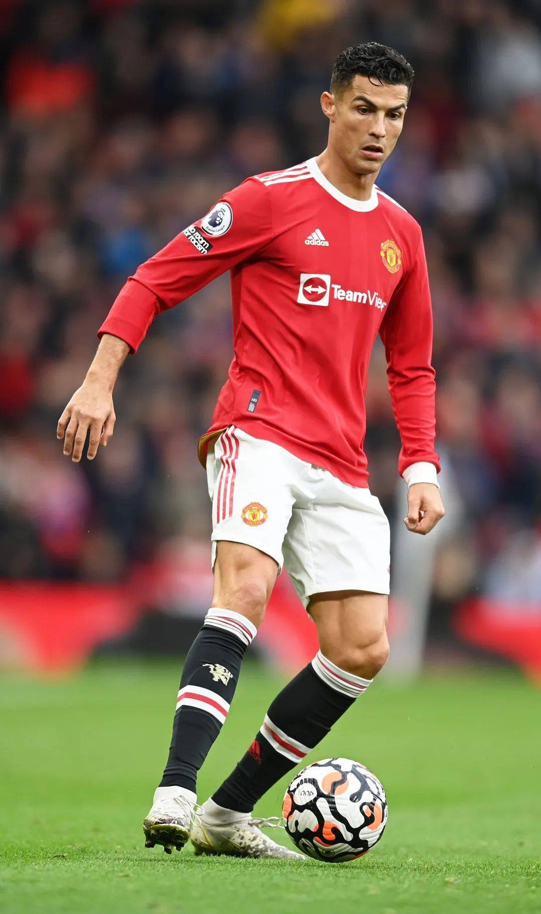 曼联横扫切尔西,马夏尔送出助攻 曼联横扫切尔西,马夏尔送出助攻