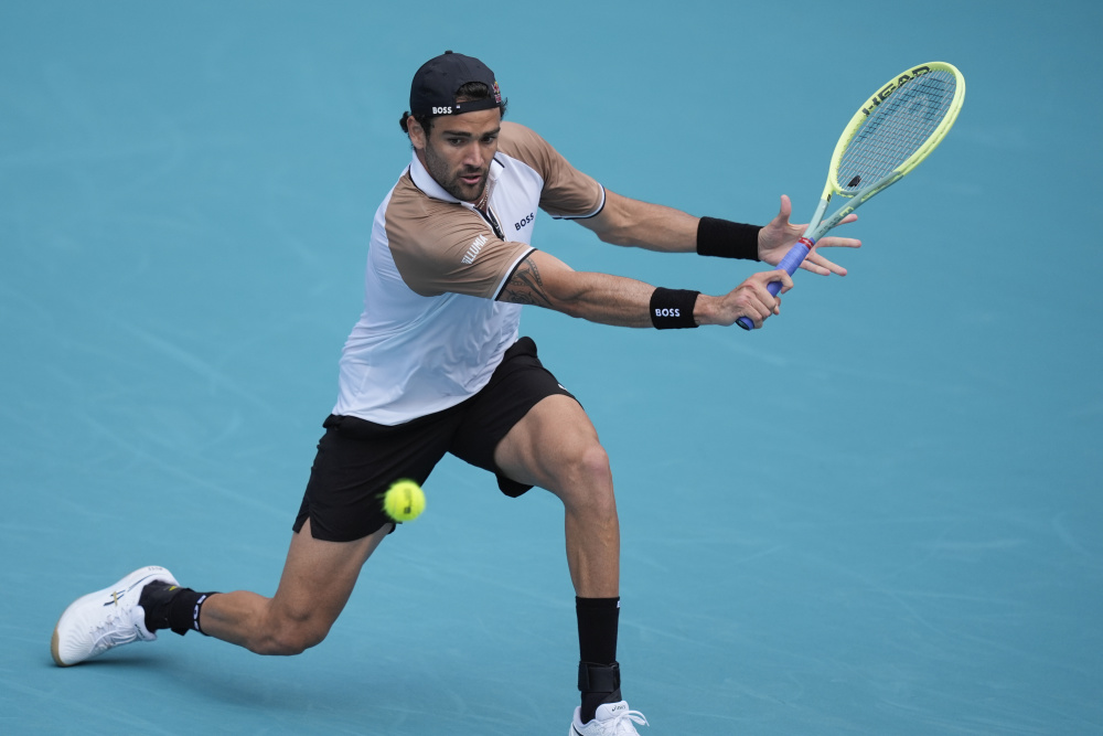 英国网球队逆转日本网球队，穆雷高光表现的简单介绍