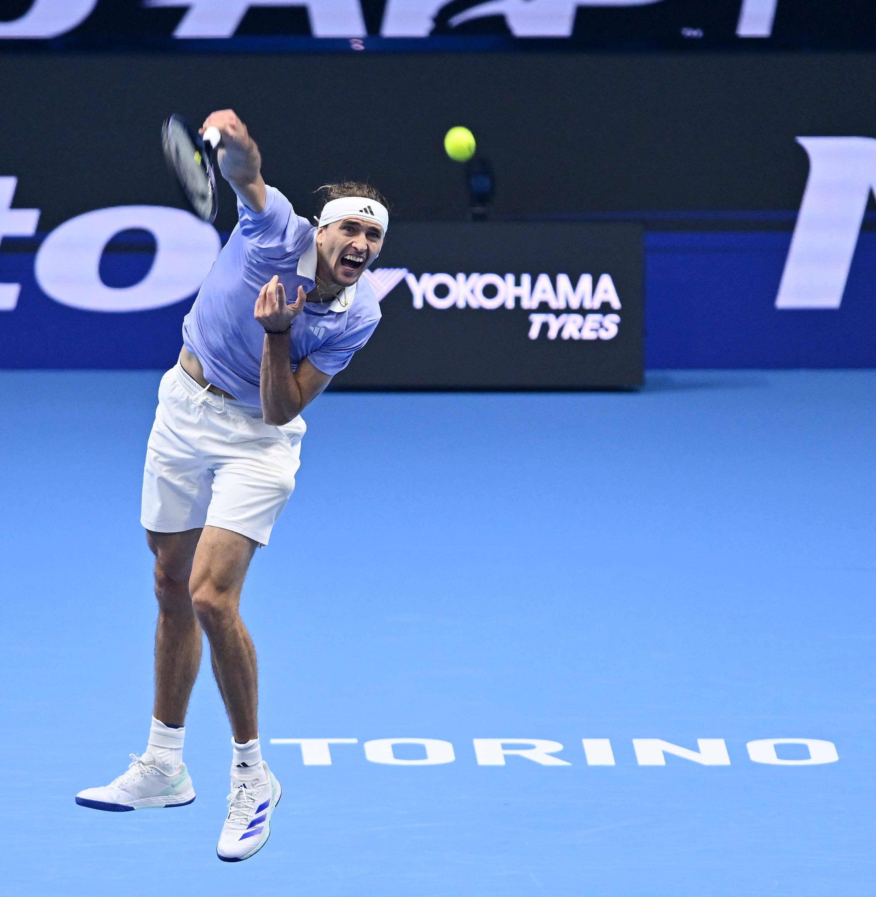 西班牙网球队逆转欧洲网球队,兹维列夫惊艳世界 西班牙网球队逆转欧洲网球队,兹维列夫惊艳世界