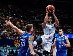 希腊男篮碾压澳大利亚男篮,杜兰特三分雨点燃全场 希腊男篮碾压澳大利亚男篮,杜兰特三分雨点燃全场