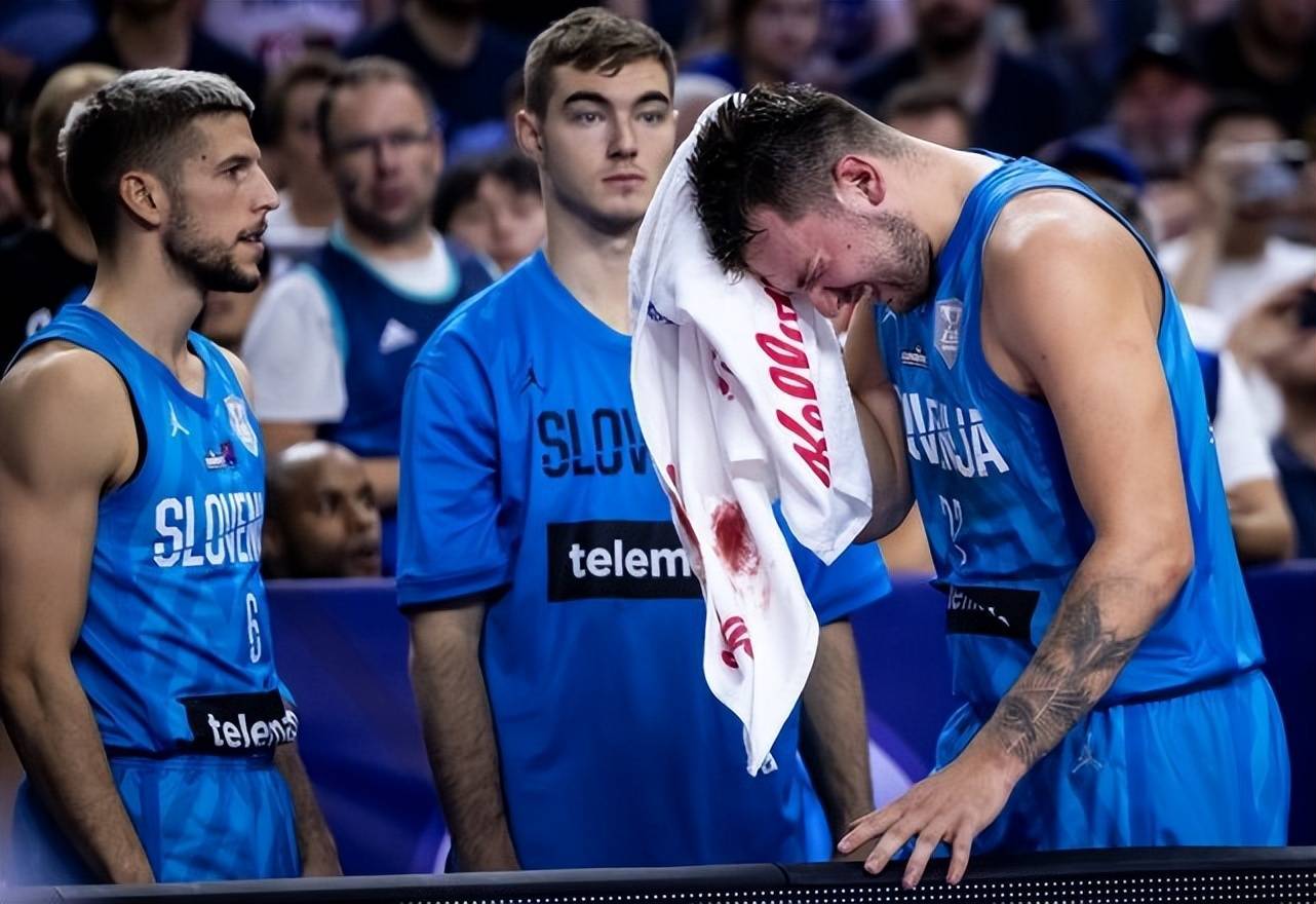 关于法国羽毛球队力克泰国羽毛球队,辛杜制霸全场的信息 关于法国羽毛球队力克泰国羽毛球队,辛杜制霸全场的信息