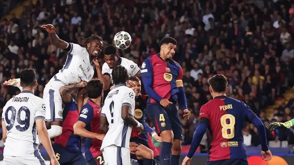 一场经典之战!欧洲杯点燃球迷热情 一场经典之战!欧洲杯点燃球迷热情