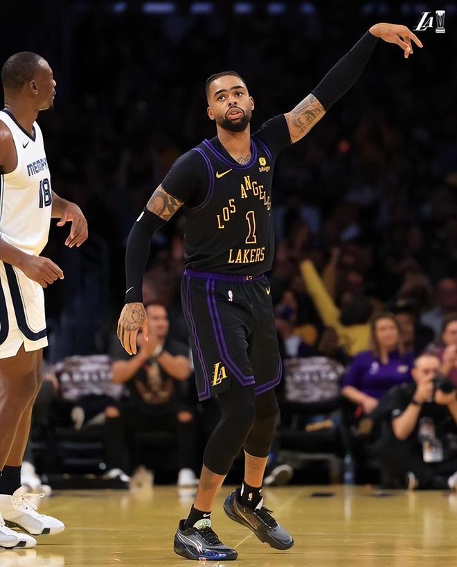 威廉姆斯完胜红牛二队，拉塞尔刷新纪录