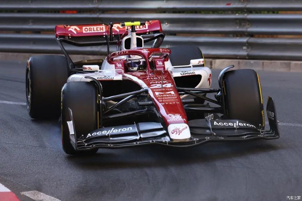 红牛二队绝杀梅赛德斯，周冠宇带队取胜